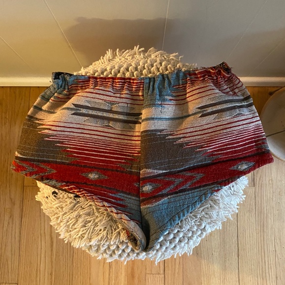 Stone Cold Fox Aztec Shorts - Picture 6 of 9